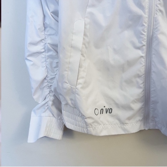 Nvo Full Zip Waterproof White Jacket Pockets Lightweight Women’s Size Small - Picture 6 of 8